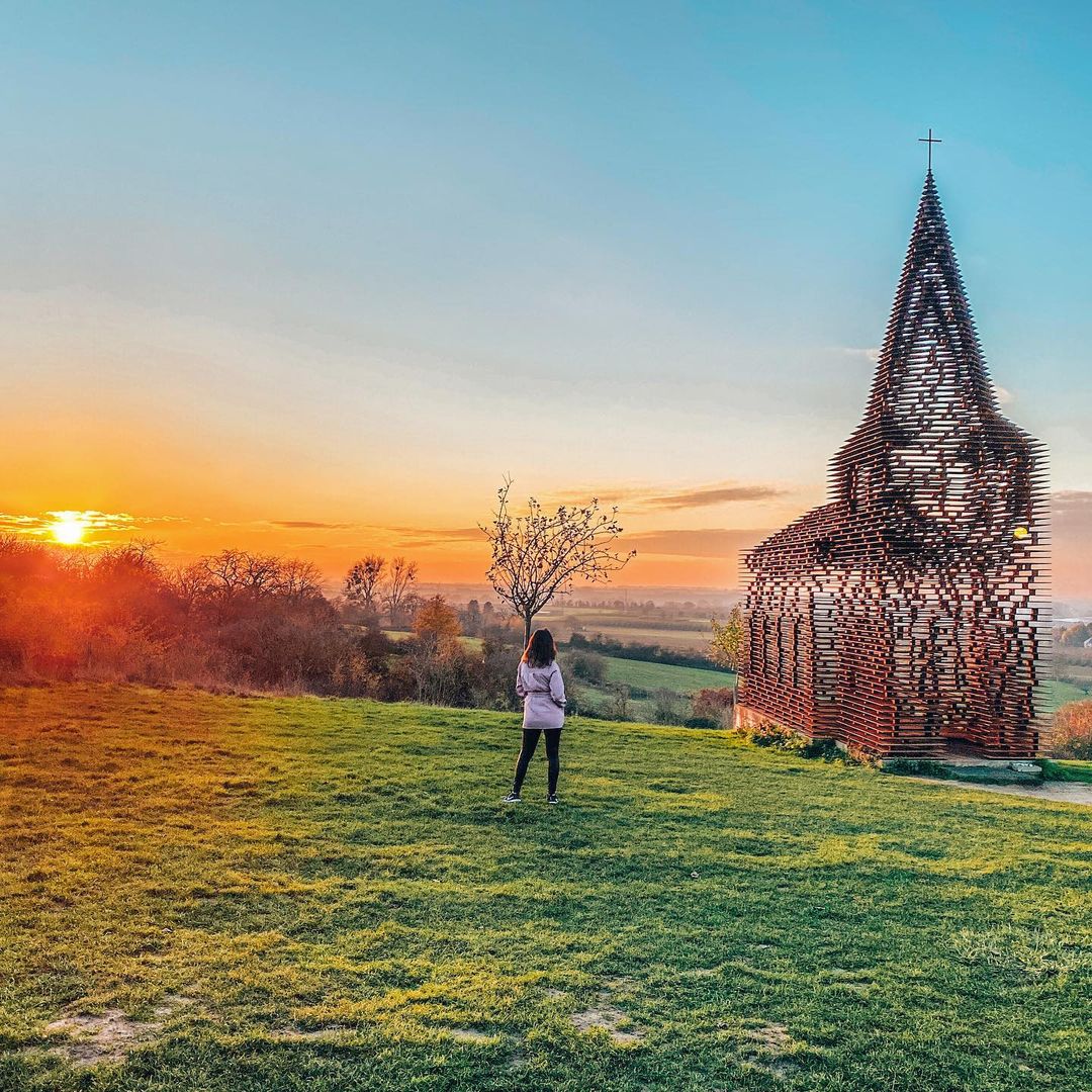 Reading between the lines, Borgloon, Doorkijkkerk